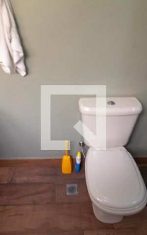 Casa à venda com 540m², 4 quartos e 4 vagas Casa à venda com 540m², 4 quartos e 4 vagasLavabo