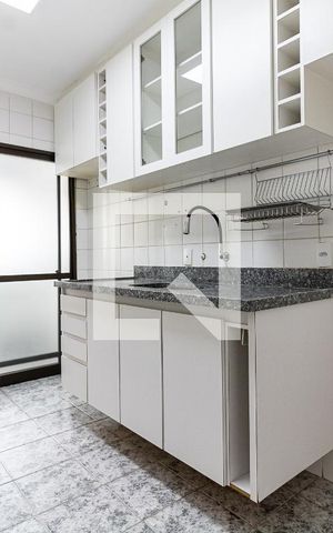 Apartamento para alugar com 73m², 3 quartos e 2 vagas Apartamento para alugar com 73m², 3 quartos e 2 vagasCozinha