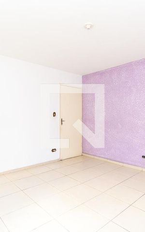 Casa à venda com 231m², 4 quartos e 2 vagas Casa à venda com 231m², 4 quartos e 2 vagasSuíte
