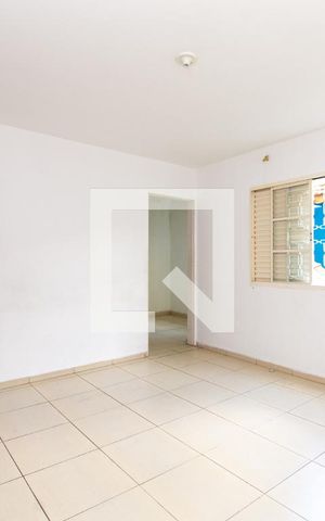 Casa à venda com 231m², 4 quartos e 2 vagas Casa à venda com 231m², 4 quartos e 2 vagasSuíte
