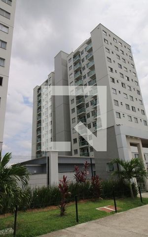 Apartamento à venda com 76m², 2 quartos e 1 vagaFachada