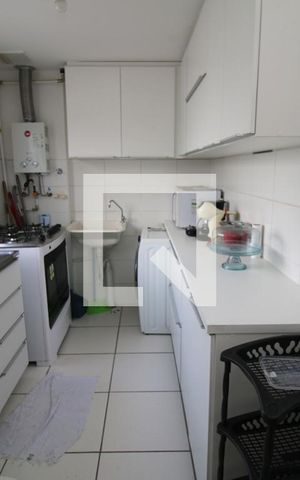Apartamento à venda com 76m², 2 quartos e 1 vagaCozinha