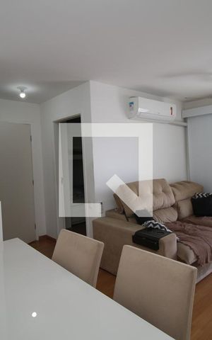Apartamento à venda com 76m², 2 quartos e 1 vagaSala