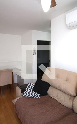 Apartamento à venda com 76m², 2 quartos e 1 vagaSala