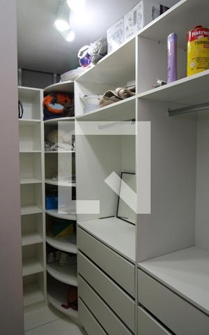 Apartamento à venda com 76m², 2 quartos e 1 vagaCloset