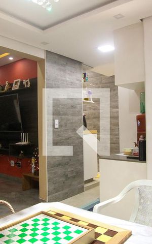 Casa à venda com 160m², 4 quartos e 2 vagas Casa à venda com 160m², 4 quartos e 2 vagasSala
