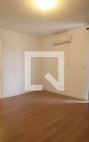 Apartamento à venda com 305m², 3 quartos e 2 vagasSuíte
