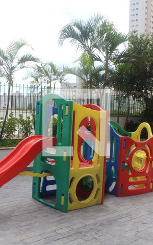 Apartamento à venda com 95m², 3 quartos e 2 vagasÁrea comum - Playground