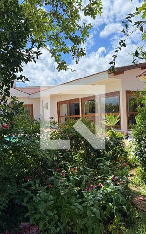 Casa para alugar com 860m², 4 quartos e 7 vagas Casa para alugar com 860m², 4 quartos e 7 vagasÁrea comum