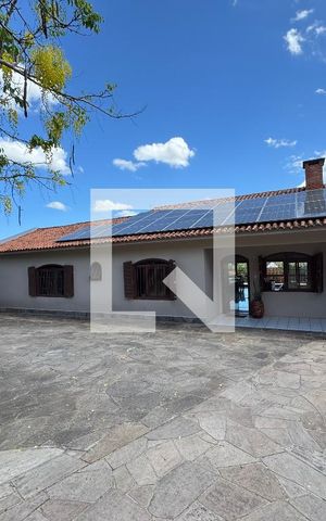 Casa para alugar com 860m², 4 quartos e 7 vagas Casa para alugar com 860m², 4 quartos e 7 vagasFachada