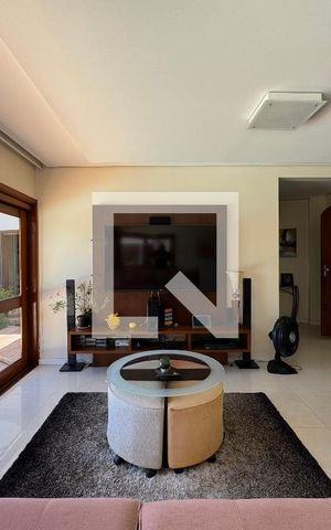 Casa para alugar com 860m², 4 quartos e 7 vagas Casa para alugar com 860m², 4 quartos e 7 vagasSala