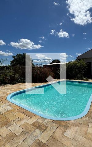 Casa para alugar com 860m², 4 quartos e 7 vagas Casa para alugar com 860m², 4 quartos e 7 vagasÁrea comum