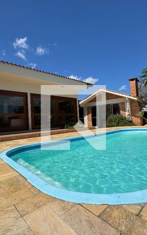 Casa para alugar com 860m², 4 quartos e 7 vagas Casa para alugar com 860m², 4 quartos e 7 vagasÁrea comum