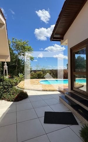 Casa para alugar com 860m², 4 quartos e 7 vagas Casa para alugar com 860m², 4 quartos e 7 vagasÁrea comum