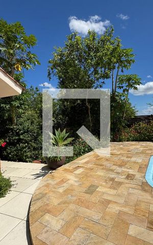 Casa para alugar com 860m², 4 quartos e 7 vagas Casa para alugar com 860m², 4 quartos e 7 vagasÁrea comum