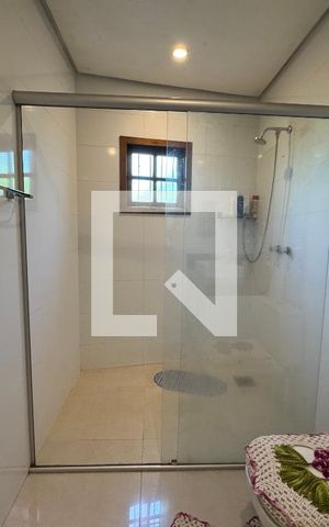 Casa para alugar com 860m², 4 quartos e 7 vagas Casa para alugar com 860m², 4 quartos e 7 vagasBanheiro/Quarto 3