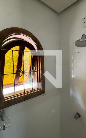 Casa para alugar com 860m², 4 quartos e 7 vagas Casa para alugar com 860m², 4 quartos e 7 vagasBanheiro Social