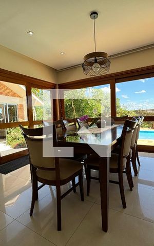 Casa para alugar com 860m², 4 quartos e 7 vagas Casa para alugar com 860m², 4 quartos e 7 vagasCopa