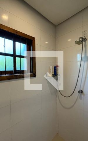 Casa para alugar com 860m², 4 quartos e 7 vagas Casa para alugar com 860m², 4 quartos e 7 vagasBanheiro/Quarto 3