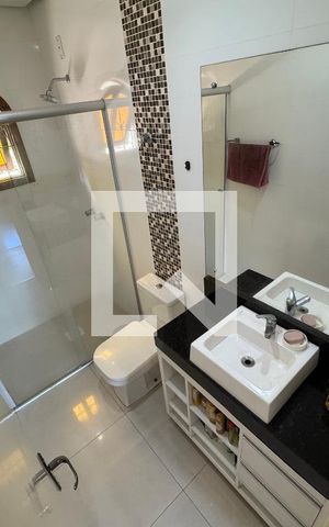 Casa para alugar com 860m², 4 quartos e 7 vagas Casa para alugar com 860m², 4 quartos e 7 vagasBanheiro Social