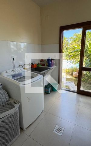 Casa para alugar com 860m², 4 quartos e 7 vagas Casa para alugar com 860m², 4 quartos e 7 vagasDetalhe da área de serviço