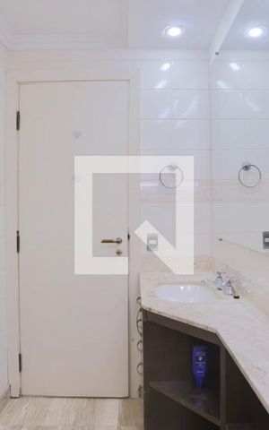Apartamento à venda com 289m², 4 quartos e 4 vagas Apartamento à venda com 289m², 4 quartos e 4 vagasQuarto 02