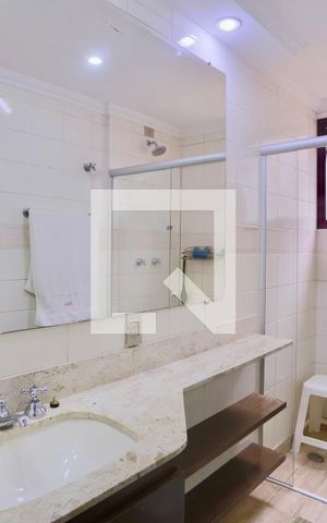 Apartamento à venda com 289m², 4 quartos e 4 vagas Apartamento à venda com 289m², 4 quartos e 4 vagasQuarto 02