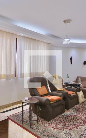 Apartamento à venda com 289m², 4 quartos e 4 vagas Apartamento à venda com 289m², 4 quartos e 4 vagasSala