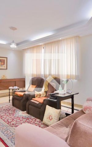 Apartamento à venda com 289m², 4 quartos e 4 vagas Apartamento à venda com 289m², 4 quartos e 4 vagasSala