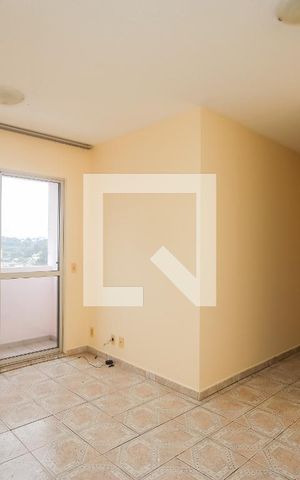Apartamento para alugar com 47m², 2 quartos e 1 vaga Apartamento para alugar com 47m², 2 quartos e 1 vagaSala
