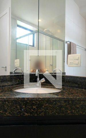 Apartamento à venda com 180m², 4 quartos e 4 vagasBanheiro 3