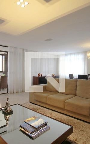 Apartamento à venda com 180m², 4 quartos e 4 vagasSala