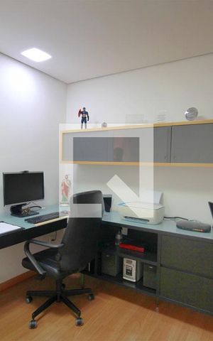 Apartamento à venda com 180m², 4 quartos e 4 vagasQuarto 04