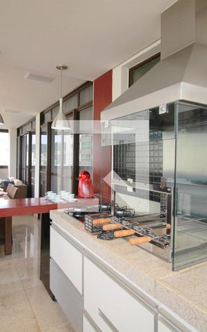 Apartamento à venda com 180m², 4 quartos e 4 vagasSacada