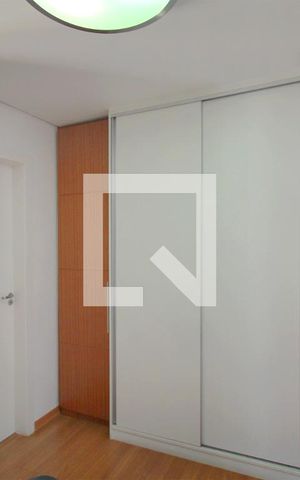 Apartamento à venda com 180m², 4 quartos e 4 vagasQuarto 04
