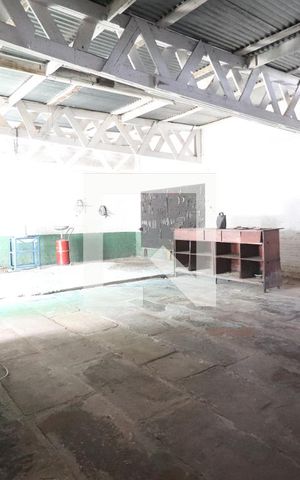 Casa à venda com 132m², 3 quartos e 5 vagaspredio comercial 2