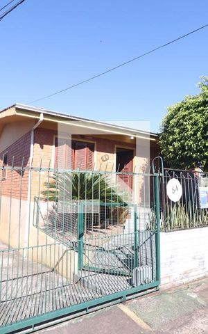 Casa à venda com 132m², 3 quartos e 5 vagasFachada