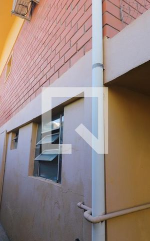 Casa à venda com 132m², 3 quartos e 5 vagasfundos