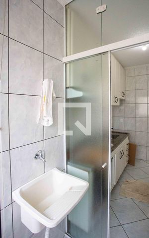 Apartamento à venda com 60m², 3 quartos e 1 vagaÁrea de Serviço
