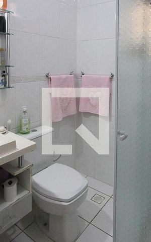 Casa à venda com 280m², 3 quartos e 3 vagas Casa à venda com 280m², 3 quartos e 3 vagasBanheiro da Suíte