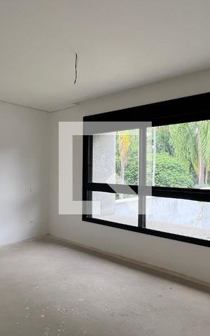 Casa à venda com 845m², 4 quartos e 6 vagas Casa à venda com 845m², 4 quartos e 6 vagasQuarto 2