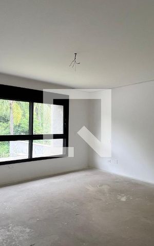 Casa à venda com 845m², 4 quartos e 6 vagas Casa à venda com 845m², 4 quartos e 6 vagasQuarto 3
