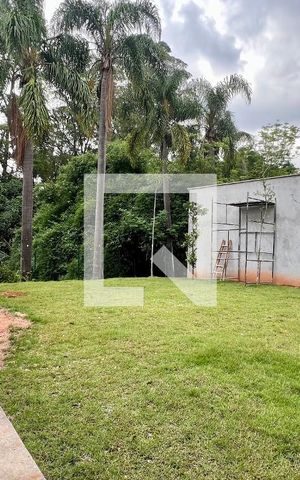Casa à venda com 845m², 4 quartos e 6 vagas Casa à venda com 845m², 4 quartos e 6 vagasVaranda da Sala