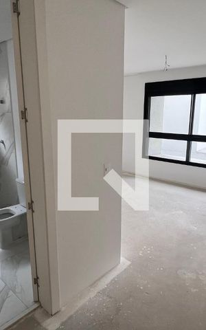 Casa à venda com 845m², 4 quartos e 6 vagas Casa à venda com 845m², 4 quartos e 6 vagas Quarto 1