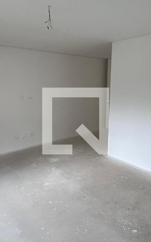 Casa à venda com 845m², 4 quartos e 6 vagas Casa à venda com 845m², 4 quartos e 6 vagas Quarto 1