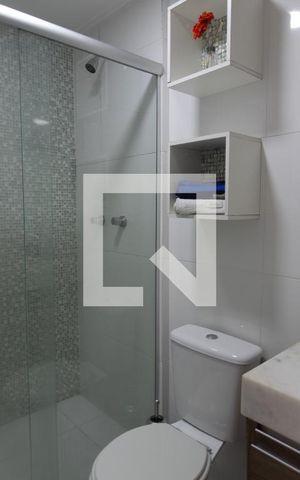 Apartamento à venda com 65m², 2 quartos e 1 vaga Apartamento à venda com 65m², 2 quartos e 1 vagaBanheiro do Quarto 1