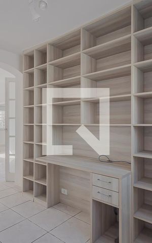 Apartamento à venda com 107m², 2 quartos e 1 vagaEscritório