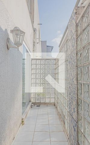 Apartamento à venda com 107m², 2 quartos e 1 vagaVaranda