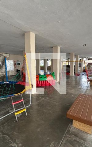 Apartamento para alugar com 75m², 3 quartos e sem vagaÁrea comum - Playground