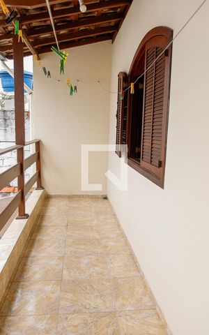 Casa à venda com 175m², 5 quartos e 2 vagas Casa à venda com 175m², 5 quartos e 2 vagasÁrea Externa